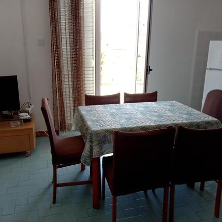 Apartment For 6 In Makarska Centar Екстериор снимка